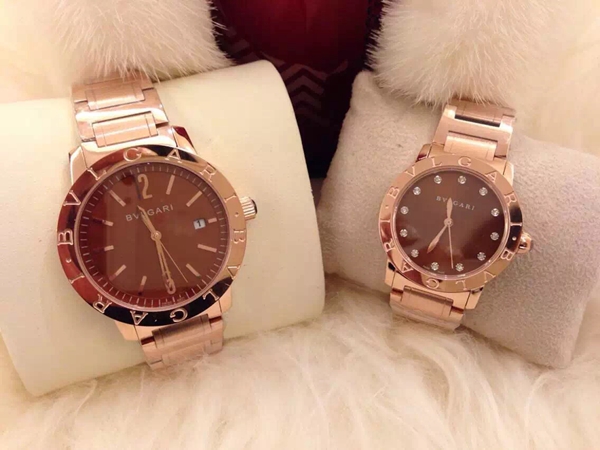 ブルガリ時計正面デザイン